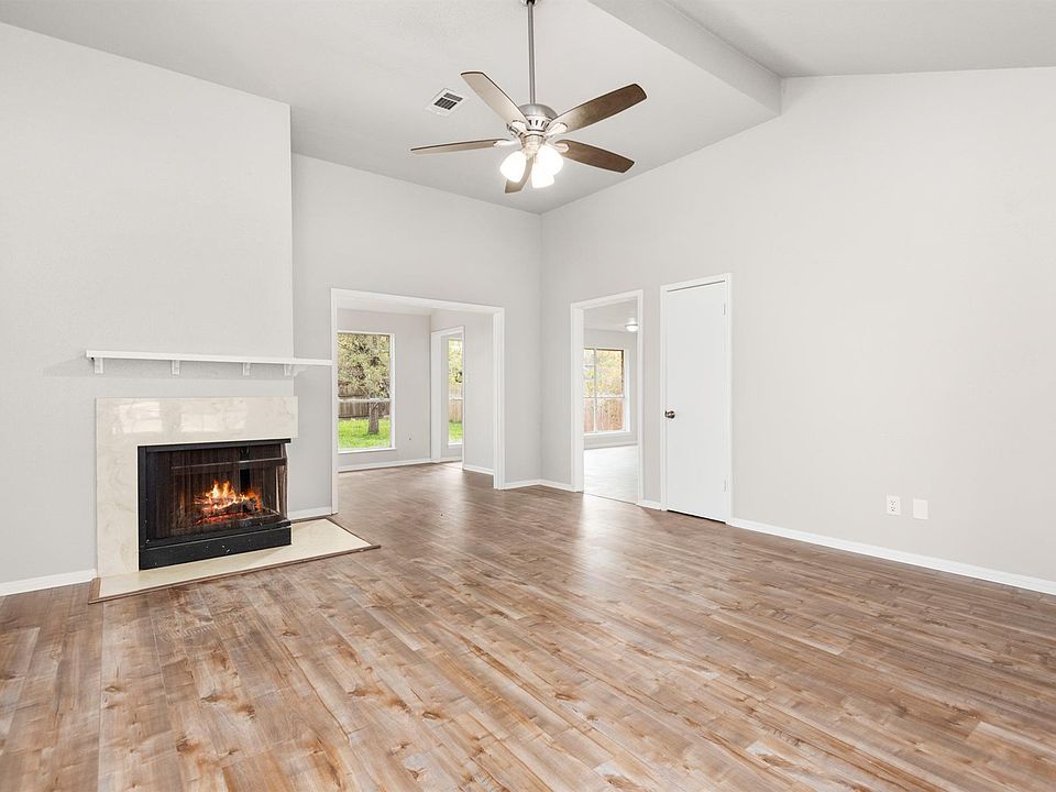 1st image of 7827 Yellow Pine Dr