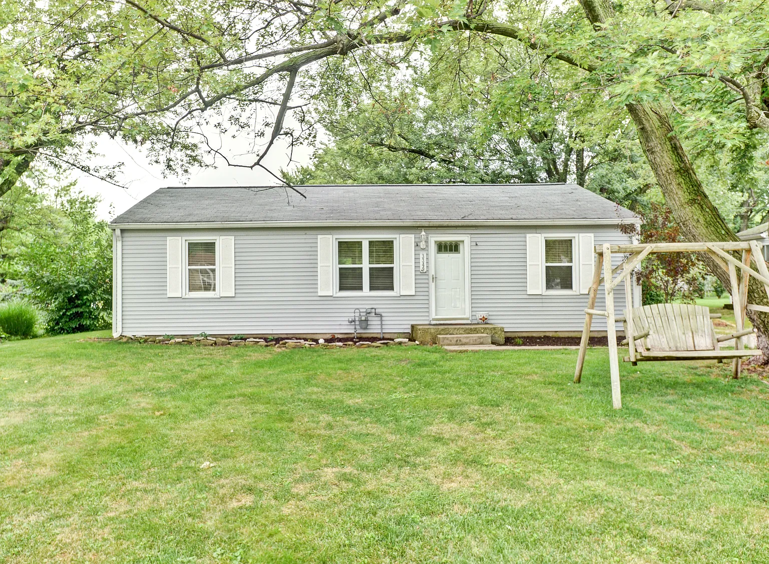 3349 Grace St photo 1