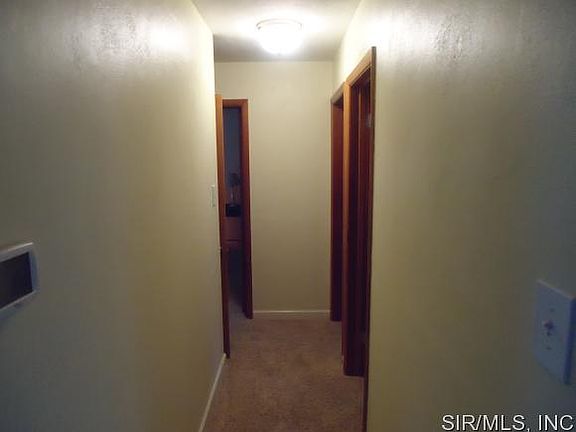 5th image of 675 W Center St