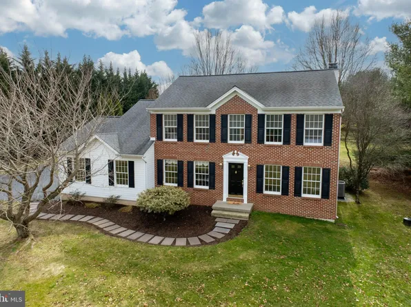 210 Stony Run Rd, Spring City, PA 19475