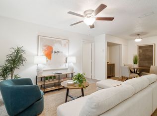 2090 S Lynn Riggs Blvd #30, Claremore, OK 74019