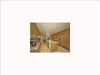 3rd image of 3128 N Lakeview Manor Dr
