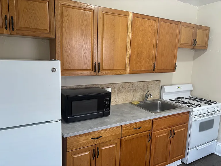 4909 Walnut St #3 — Photo 12