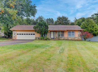 1226 Galewood Rd, Knoxville, TN 37919