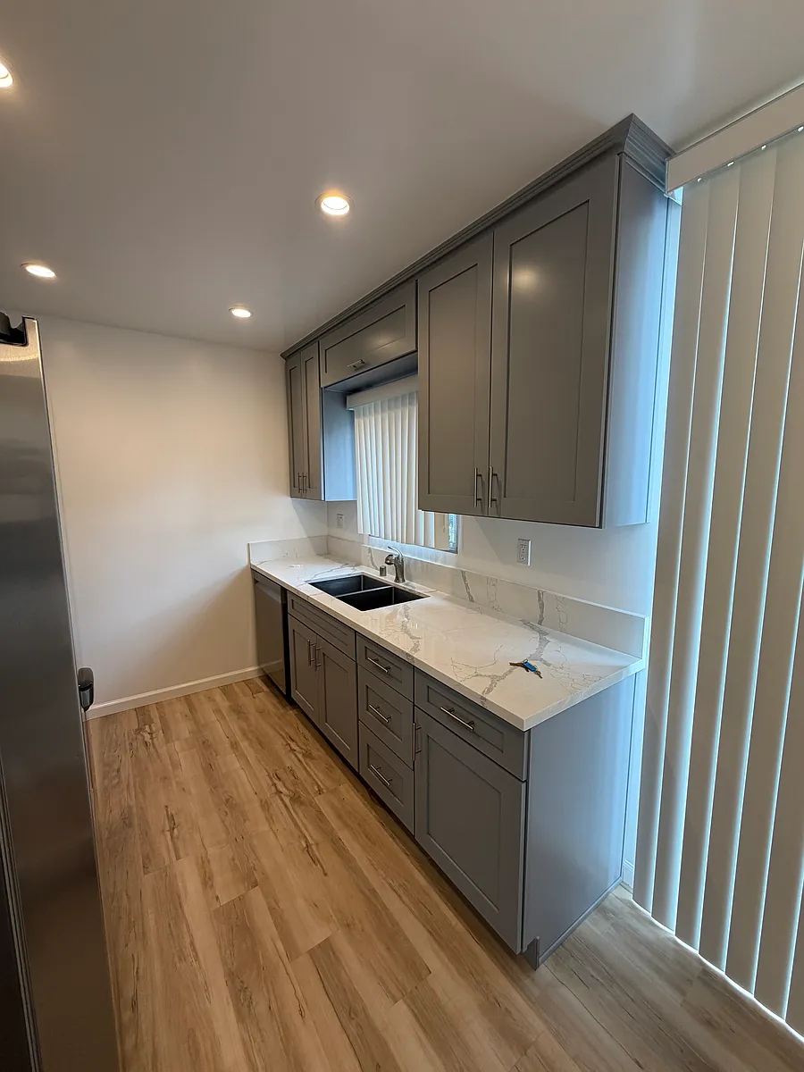 Building Photo - 1231 N Genesee Ave #1