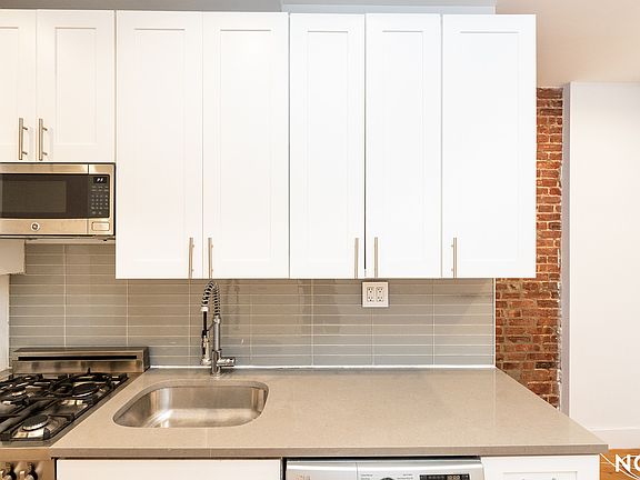 3rd image of 234 E 24th St APT 1RE
