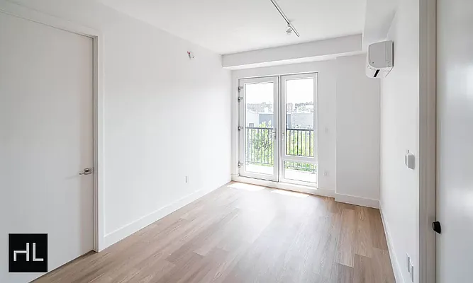 Rented by Highline Residential | media 28