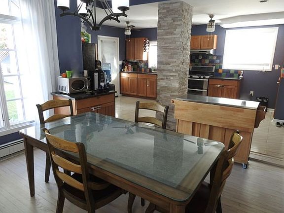 5th image of 25 Quinlan Ave