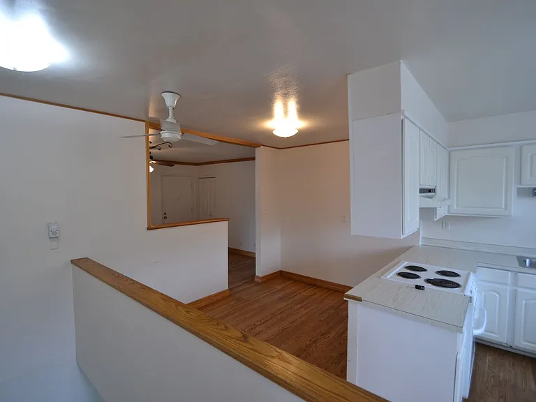 613 Erie Rd — Photo 8