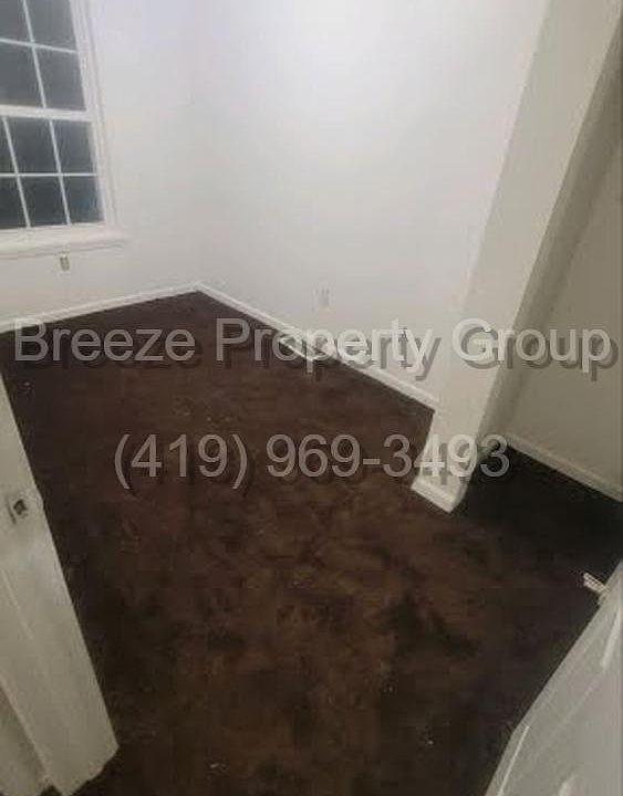 2nd image of 519 Nova St