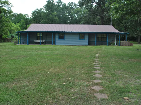 12000 Kiwi Dr, Mer Rouge, LA 71261