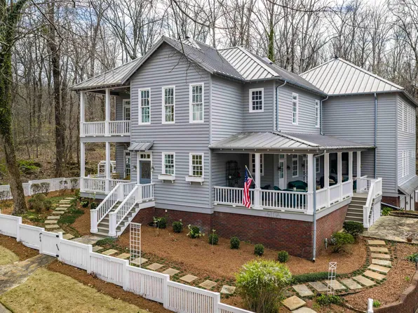 100 Randolph Rd, Hayden, AL 35079