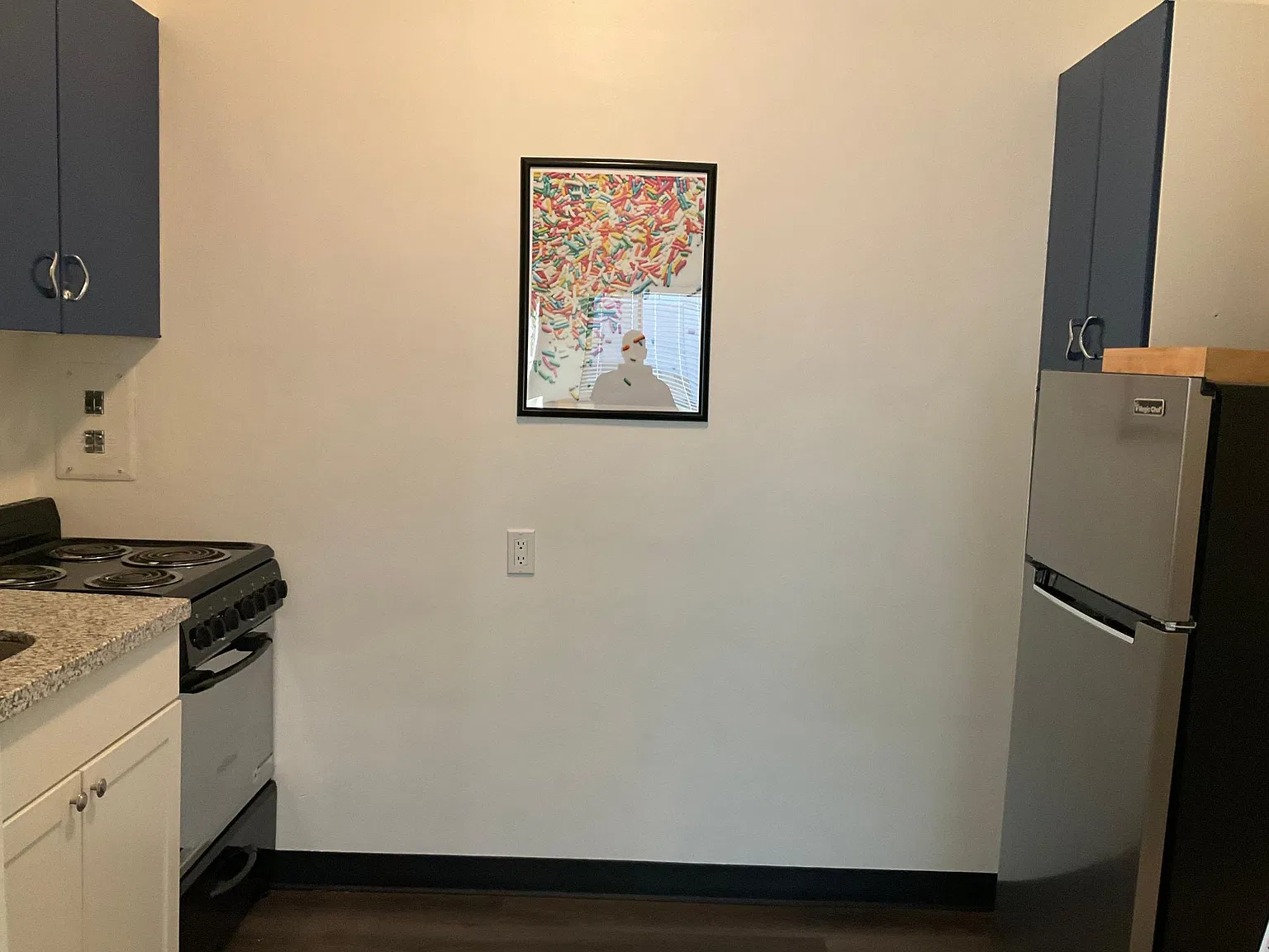 1 bed, 400 sqft, $1,300 — Photo 3