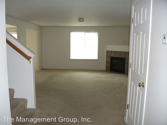 2nd image of 15011 NE 69th St