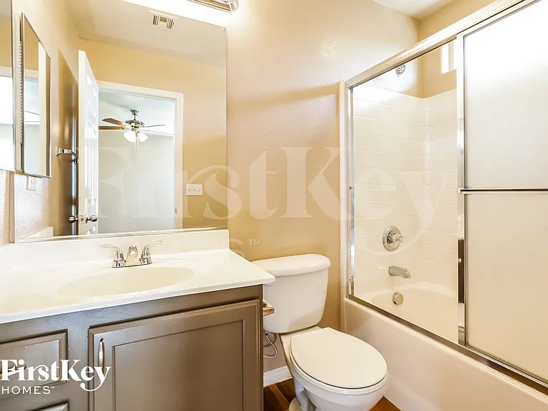 7872 Juniper Forest St — Photo 10
