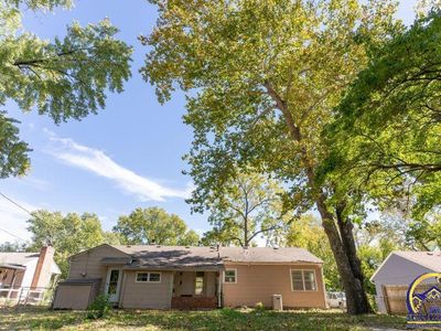 2029 SW James St, Topeka, KS, 66604