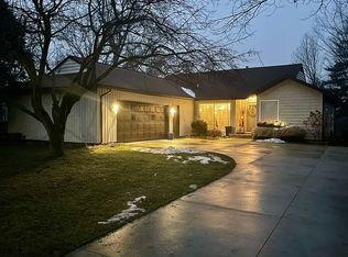 4365 Chappel St, Wayland, MI 49348