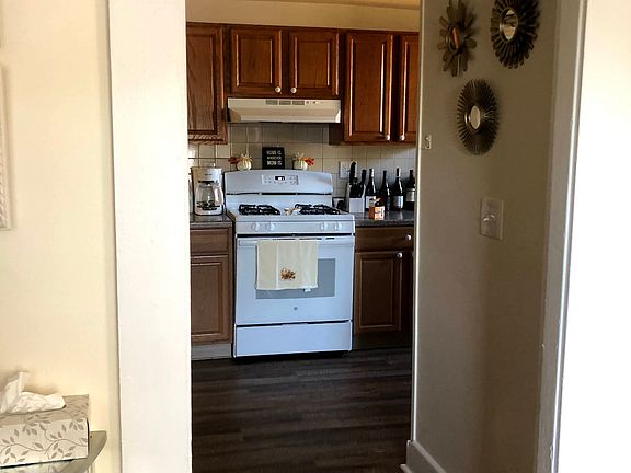 2nd image of 52 Marlborough Ave #3