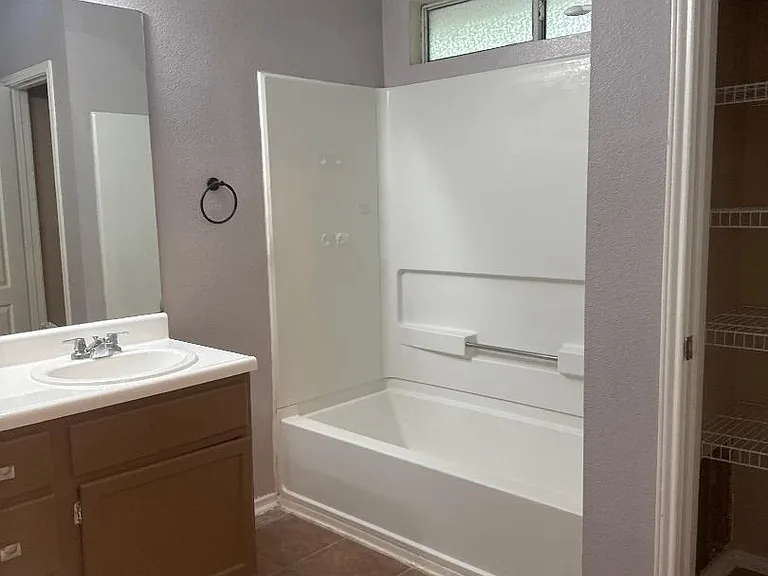 9742 Girth Ln — Photo 11