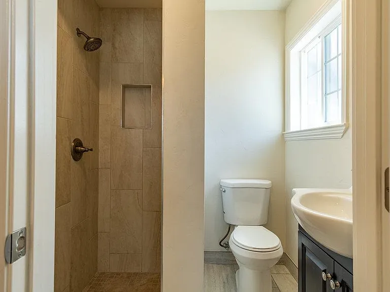 11421 Pajaro St #8 — Photo 9