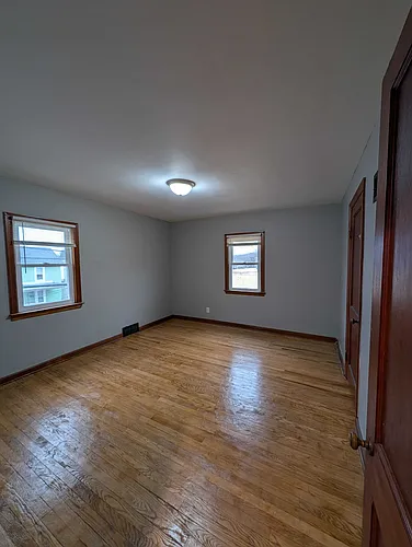 215 S Ewing St #B Photo 1