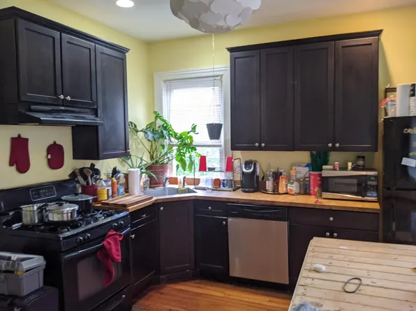 124 Atlantic Ave #1, Providence, RI 02907