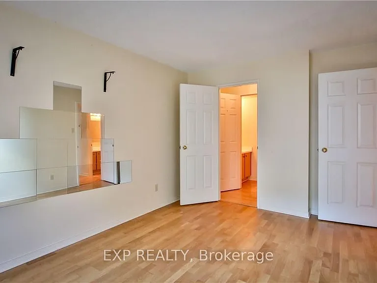 470 Laurier Ave W #403 — Photo 10