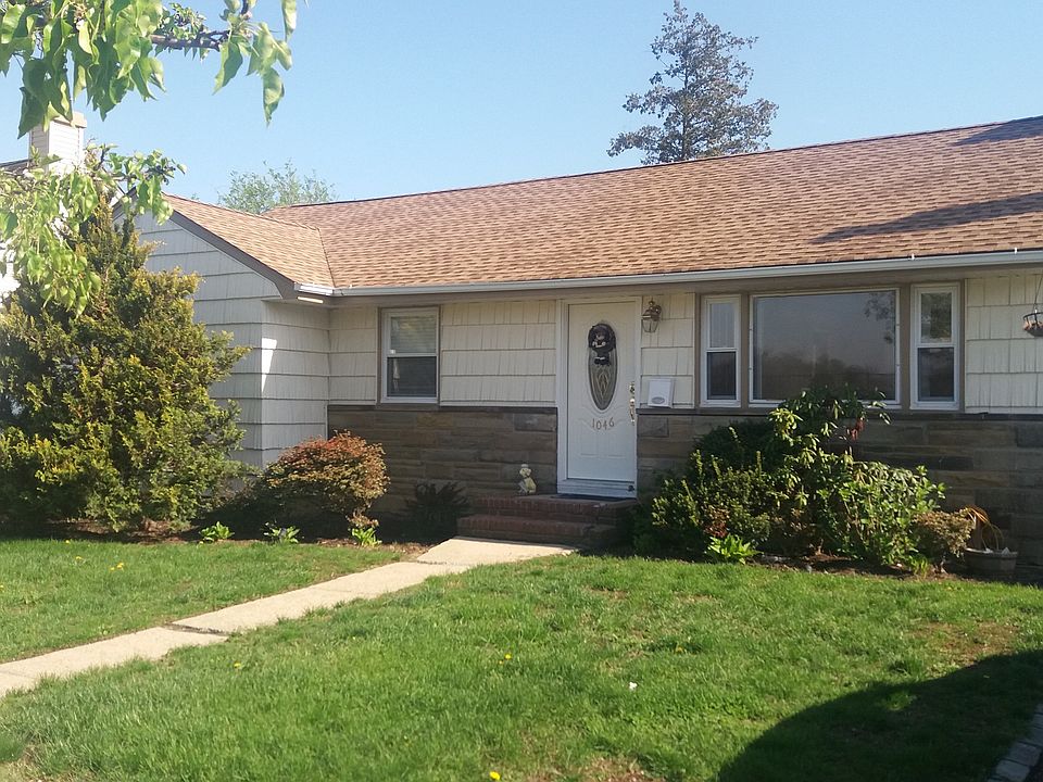 1st image of 1046 Garden Pl