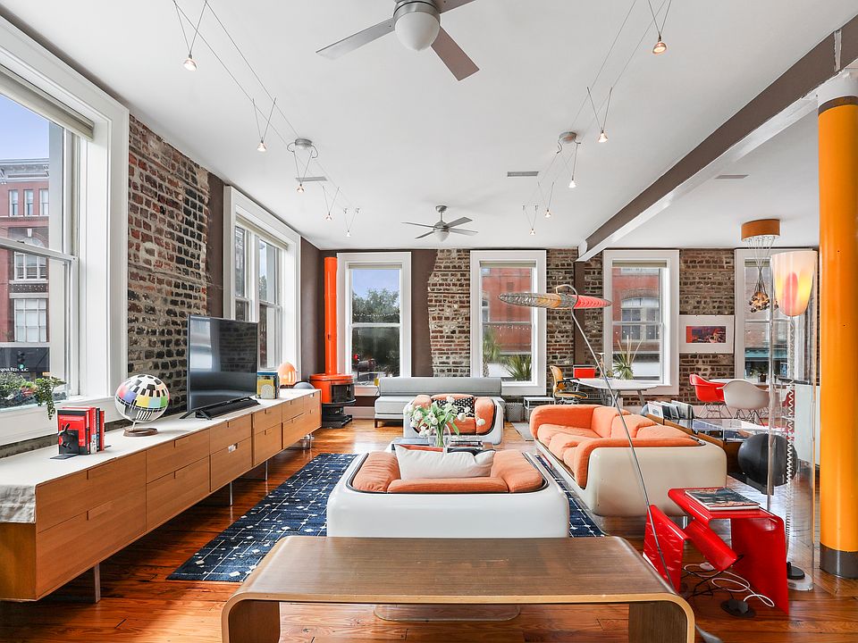 1st image of 49 Barnard St