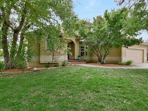 2nd image of 2624 N Dublin Cir