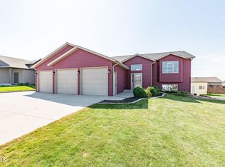 6255 28th Ave SE, Bismarck, ND 58504