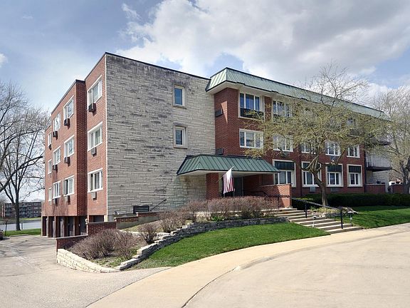 2nd image of 100 N Regency Dr E APT 103