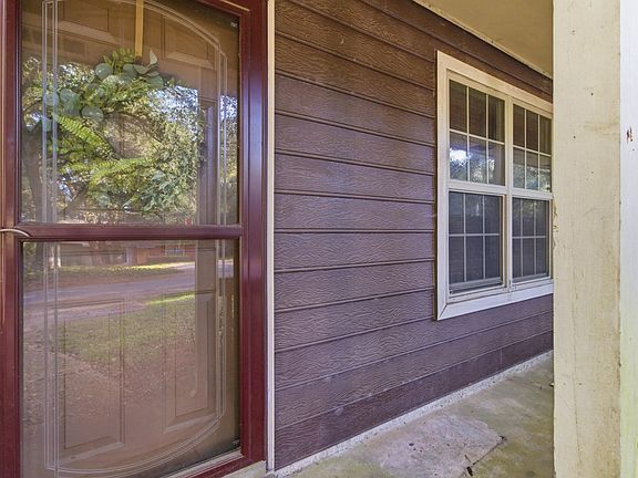 3rd image of 2020 Canewood Ct #A