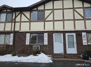 1440 Meriden Rd APT 7, Waterbury, CT 06705