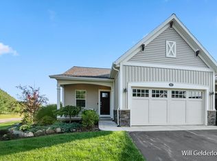 907 S Center Park Dr SW #12, Byron Center, MI 49315