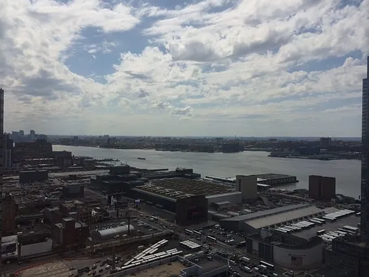 Rented by Fischer Group Realty, LLC | media 36