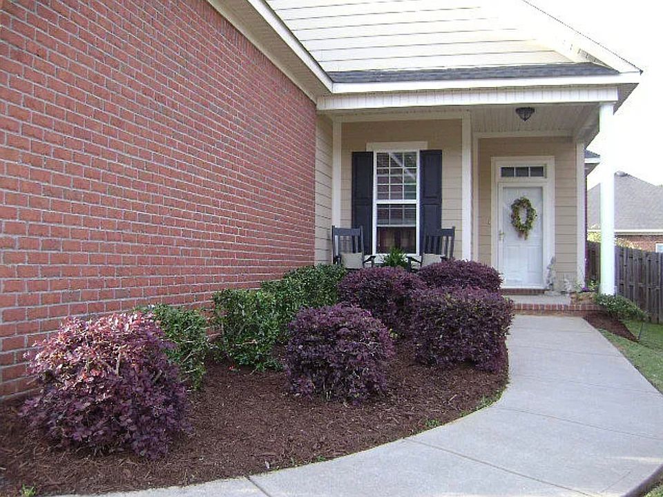 2nd image of 2519 Grier Cir