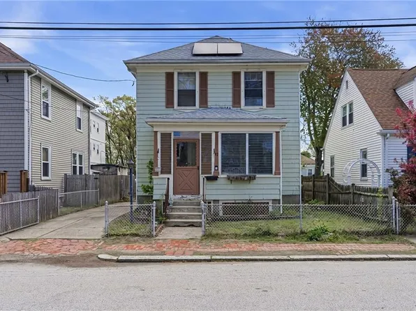 87 Elder St, Pawtucket, RI 02860