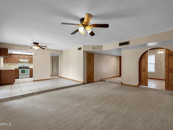 3rd image of 4337 E San Gabriel Ave