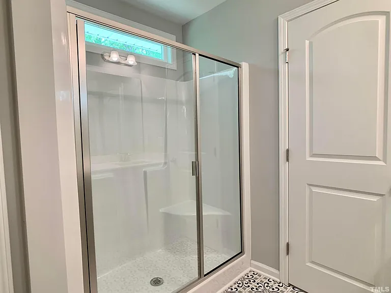 141 Diploma Dr — Photo 12