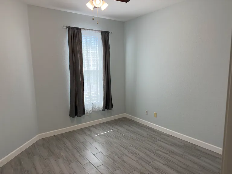 3909 Fawnmist Dr — Photo 11