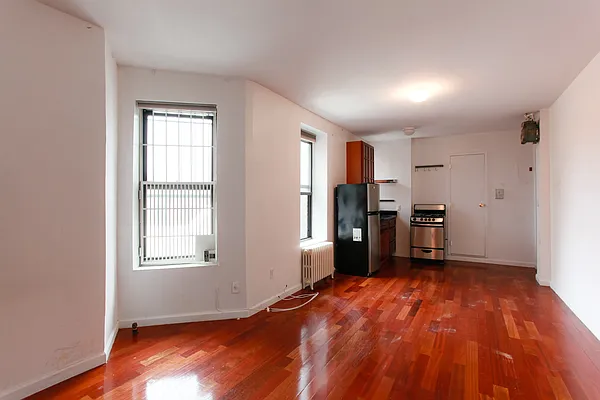Rented by Pink Stone Realty LLC | media 21
