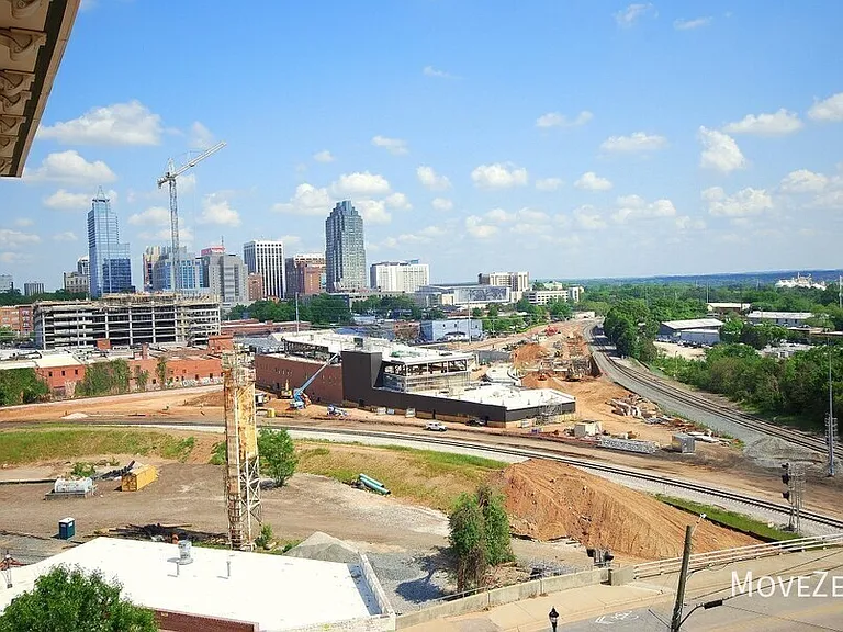 710 Independence Pl #609 — Photo 3
