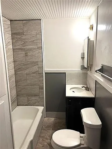 1520 Kenneth St #4 — Photo 6