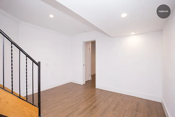 Rented by Triplemint | media 26