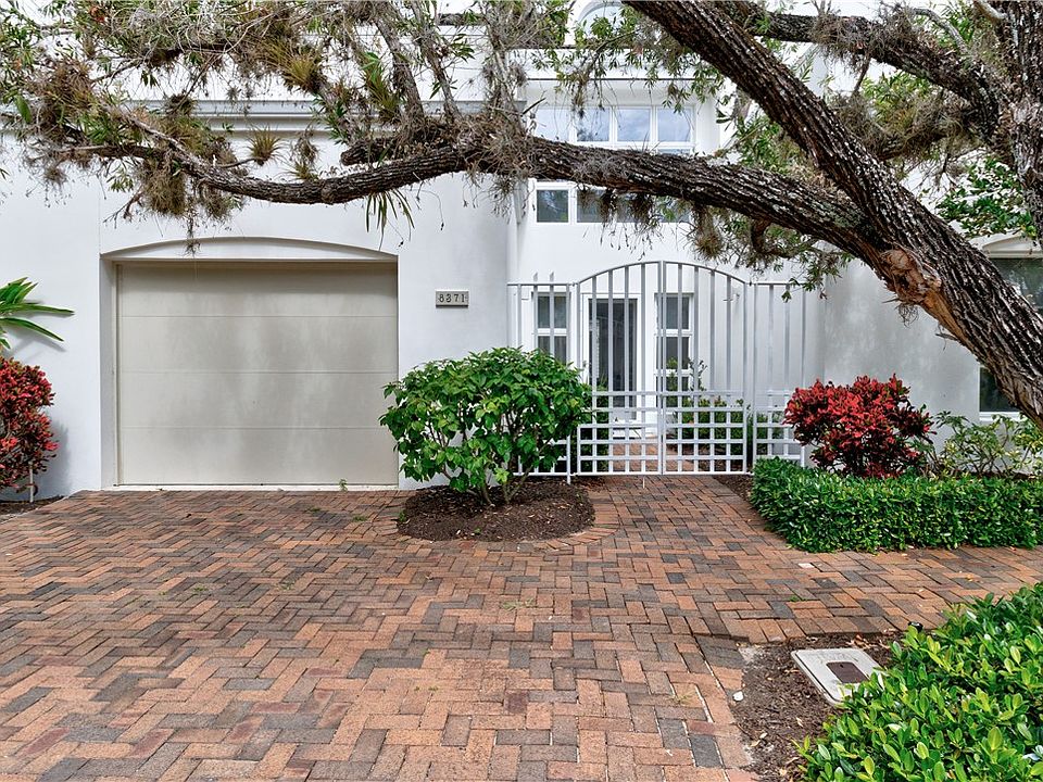 1st image of 8371 Baytree Dr Unit 8371