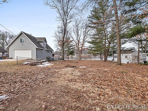 2nd image of 5903 S Croton Hardy Dr