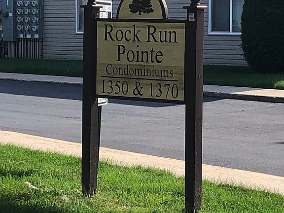 3rd image of 1350 Rock Run Dr Unit 30
