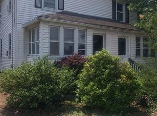115-117 Sisson St, East Hartford, CT 06118
