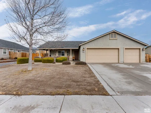 820 Reggie St, Dayton, NV 89403